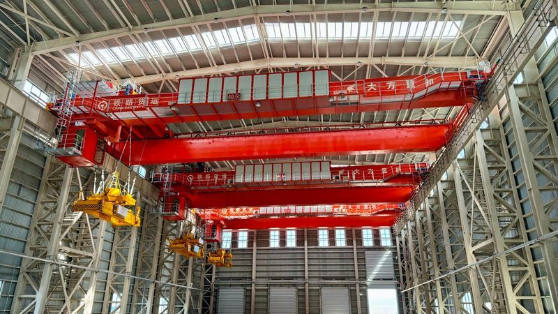 GJQ40.5t32m集裝箱橋式起重機(jī)